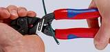 KNIPEX KNIPEX 71 02 200 T BK CoBolt® Compact Bolt Cutter with slim multi-component grips, with integrated tether attachment poin
